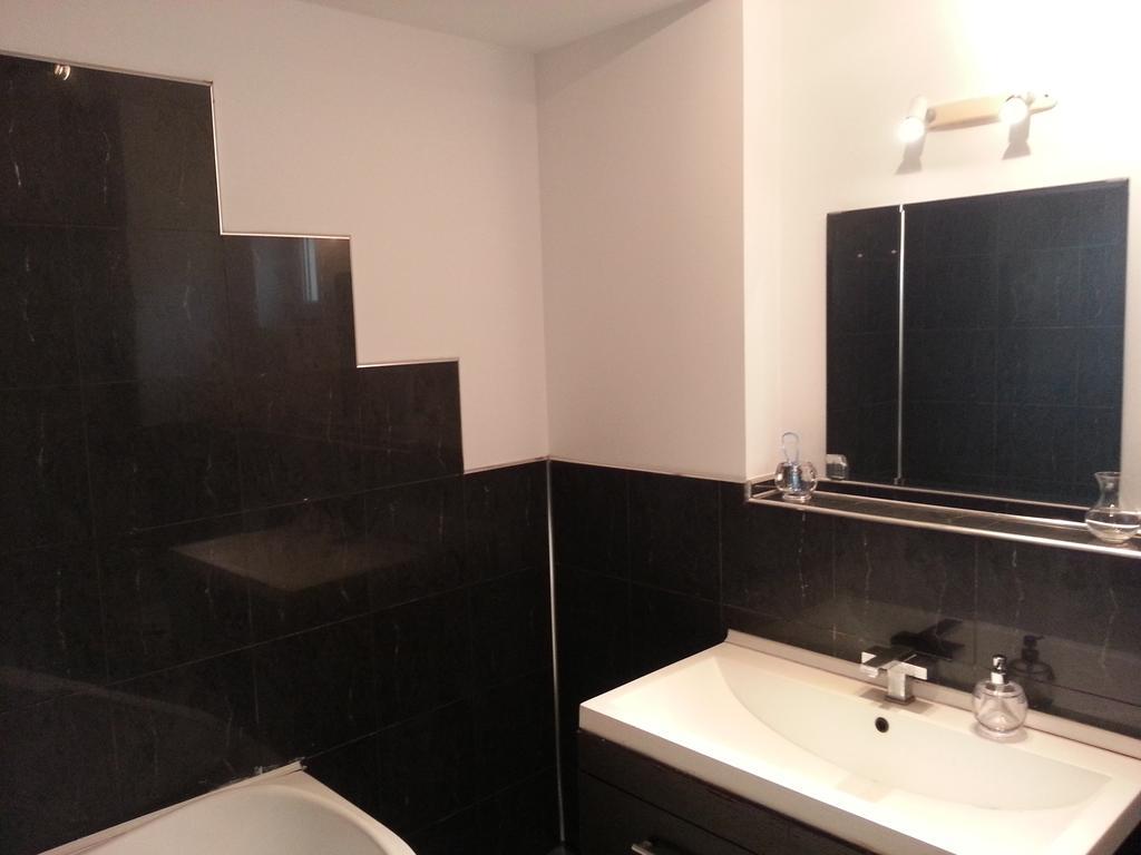 Apartment 3 Rooms Elegant Bukarest Exterior foto
