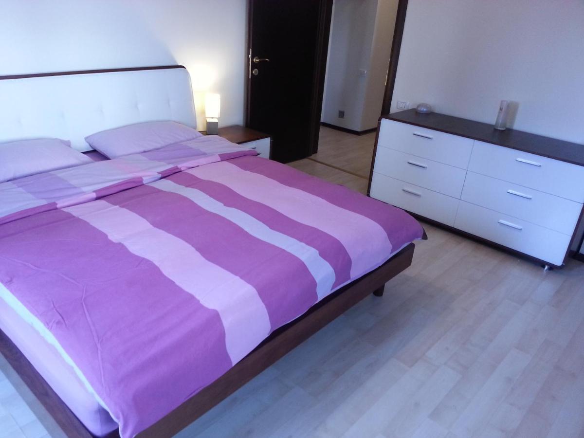 Apartment 3 Rooms Elegant Bukarest Exterior foto